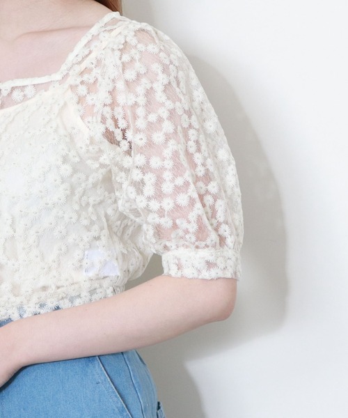 archives(アルシーヴ)の「刺繍レース半袖ブラウス(シャツ/ブラウス・レディース・オフホワイト/ブラック/ブルーグレー/グレイッシュベージュ/ブラウン・MEDIUM)」の18枚目の写真