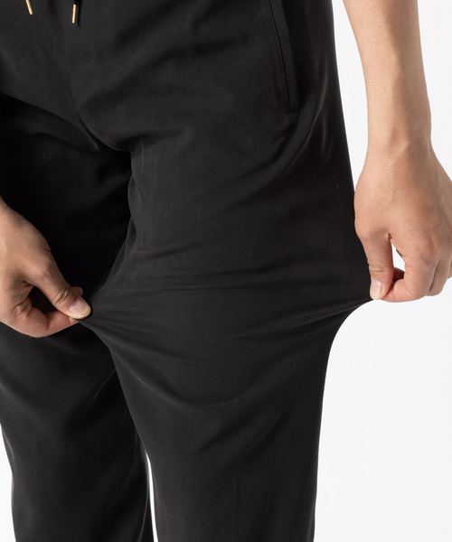 DESIGNWORKS（デザインワークス）の「【セットアップ対応】シルクツイル ストレッチ パンツ（スラックス・メンズ・ブラック・44/46/48/50）」の14枚目の写真