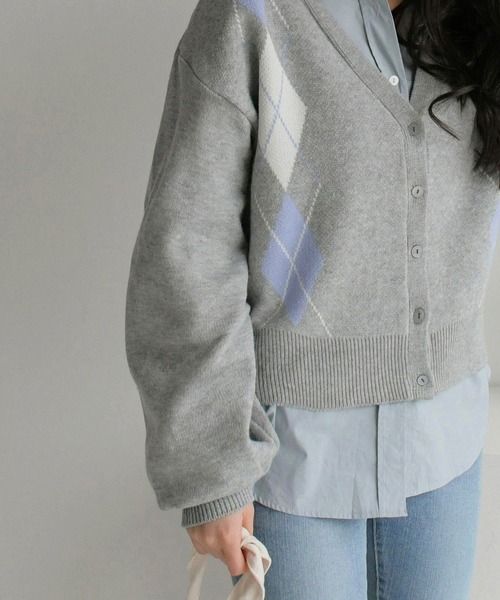 fd style（エフディ スタイル）の「【Chuzchuz】アーガイルVネックショートカーディガン（カーディガン/ボレロ・レディース・グレー/ブルー系その他/ライトベージュ・FREE）」の19枚目の写真