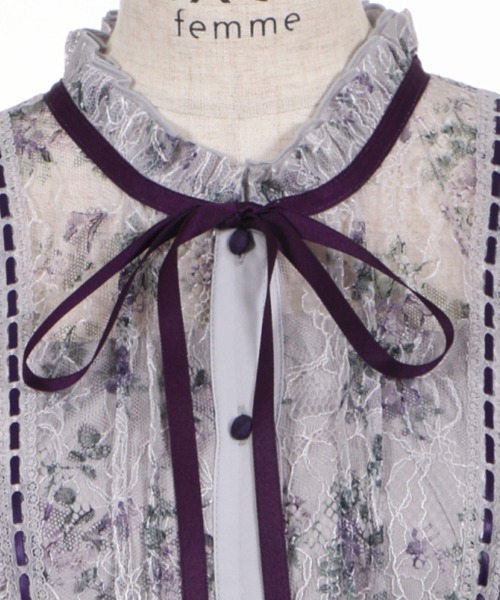 axes femme（アクシーズファム）の「フラワープリントレーシー