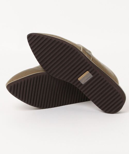 manu（マニュ）の「【軽量】ポインテッドトゥローファーミュール（サンダル・レディース・グレー系その他4/ベージュ系その他5/リアルツリーカモ・23cm/24.5cm/22.5cm/23.5cm/24cm）」の4枚目の写真