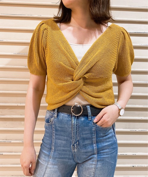 one way(ワンウェイ)の「【oneway】バストツイスト2WAYニット(Tシャツ/カットソー・レディース・ホワイト/ブラック/ライトグリーン/ライトイエロー・FREE)」の4枚目の写真