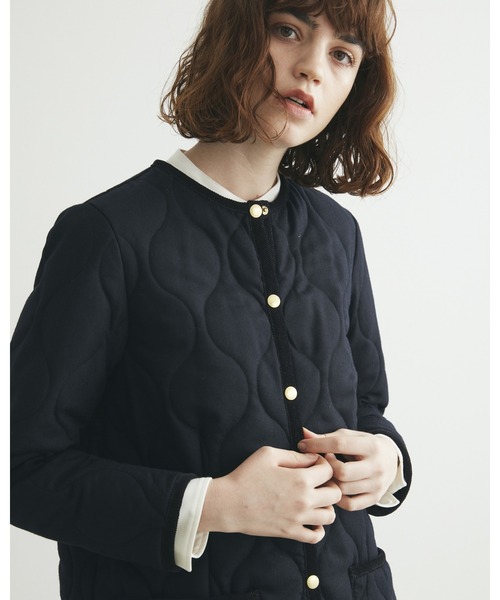 Traditional Weatherwear（トラディショナルウェザーウェア）の「ARKLEY LONG/アークリー ロング ウール キルティングコート（ノーカラーコート・レディース・ネイビー/グレー系その他・36/34/32）」の8枚目の写真