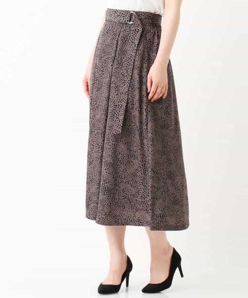MK MICHEL KLEIN（エムケーミッシェルクラン）の「レオパード柄ラップ風スカート/洗える（スカート・レディース・ブラウン/グレー/ブラック・38）」の4枚目の写真