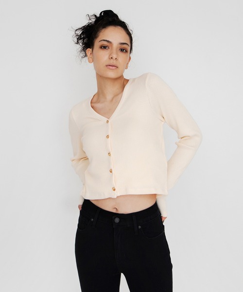 Levi's(リーバイス)の「DEMI CARDIGAN BUTTERCREAM(カーディガン/ボレロ・レディース・マルチ・S/M/XS)」の6枚目の写真