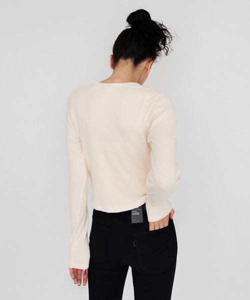 Levi's(リーバイス)の「DEMI CARDIGAN BUTTERCREAM(カーディガン/ボレロ・レディース・マルチ・S/M/XS)」の16枚目の写真