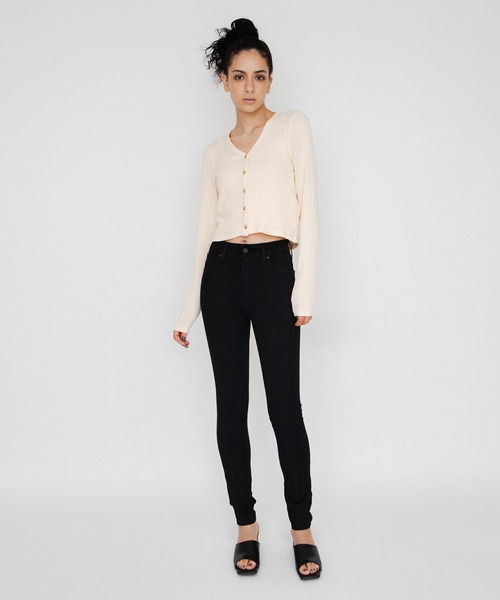 Levi's(リーバイス)の「DEMI CARDIGAN BUTTERCREAM(カーディガン/ボレロ・レディース・マルチ・S/M/XS)」の17枚目の写真