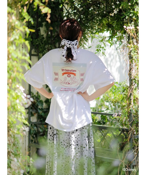 Disney(ディズニー)の「101匹わんちゃん/スカーフ付きビッグTシャツ(Tシャツ/カットソー・レディース・ブラック/オフホワイト・FREE)」の10枚目の写真