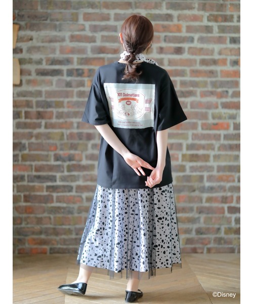 Disney(ディズニー)の「101匹わんちゃん/スカーフ付きビッグTシャツ(Tシャツ/カットソー・レディース・ブラック/オフホワイト・FREE)」の14枚目の写真