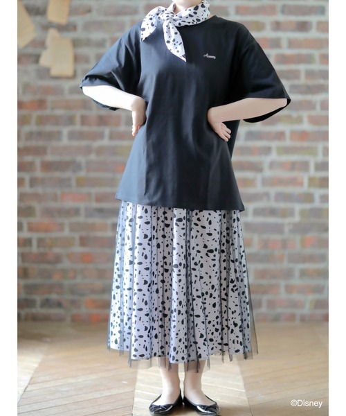 Disney(ディズニー)の「101匹わんちゃん/スカーフ付きビッグTシャツ(Tシャツ/カットソー・レディース・ブラック/オフホワイト・FREE)」の17枚目の写真