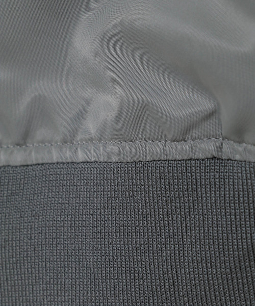 VENCEEXCHANGE（ヴァンスエクスチェンジ）の「【メディア紹介商品】ゆるシルエットナイロンMA－1ブルゾン　/ミリタリーアイテム/ビッグシルエット（MA-1・メンズ・グレー/オリーブ・M/L）」の12枚目の写真