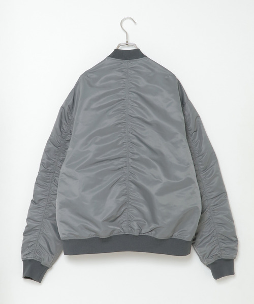 VENCEEXCHANGE（ヴァンスエクスチェンジ）の「【メディア紹介商品】ゆるシルエットナイロンMA－1ブルゾン　/ミリタリーアイテム/ビッグシルエット（MA-1・メンズ・グレー/オリーブ・M/L）」の7枚目の写真