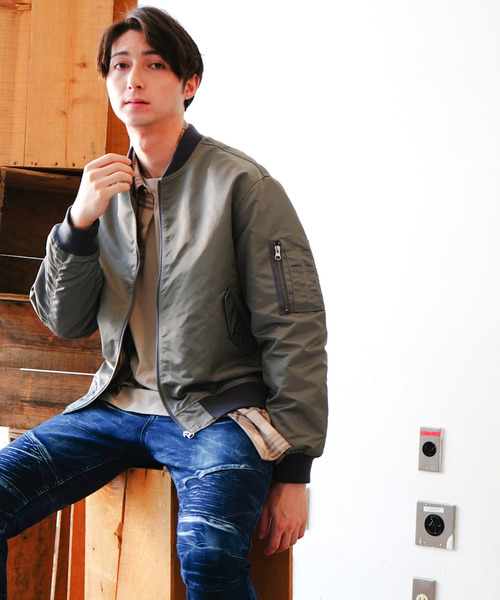 VENCEEXCHANGE（ヴァンスエクスチェンジ）の「【メディア紹介商品】ゆるシルエットナイロンMA－1ブルゾン　/ミリタリーアイテム/ビッグシルエット（MA-1・メンズ・グレー/オリーブ・M/L）」の16枚目の写真