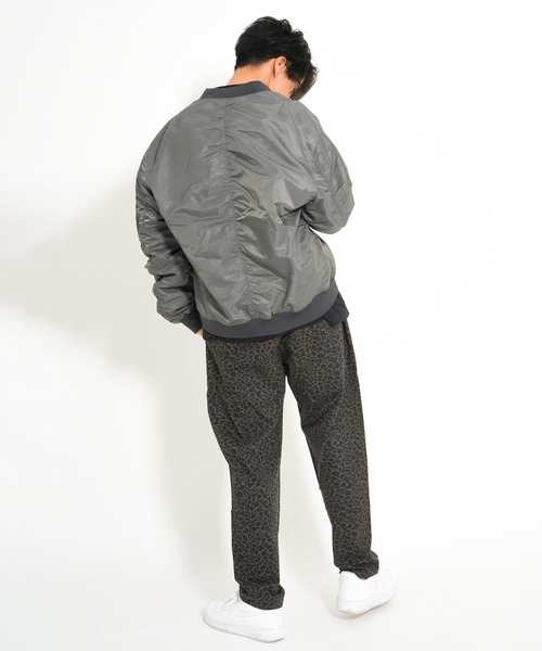 VENCEEXCHANGE（ヴァンスエクスチェンジ）の「【メディア紹介商品】ゆるシルエットナイロンMA－1ブルゾン　/ミリタリーアイテム/ビッグシルエット（MA-1・メンズ・グレー/オリーブ・M/L）」の22枚目の写真