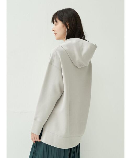 YECCA VECCA（イェッカヴェッカ）の「P.サイドスリットフーディー＊（パーカー・レディース・ライトグレー/ライトブルー/カーキ/キャメル・FREE）」の8枚目の写真