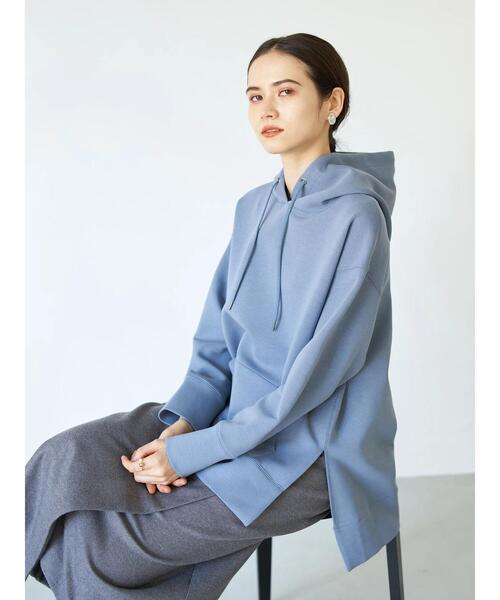 YECCA VECCA（イェッカヴェッカ）の「P.サイドスリットフーディー＊（パーカー・レディース・ライトグレー/ライトブルー/カーキ/キャメル・FREE）」の10枚目の写真