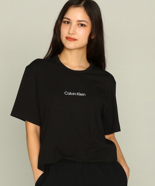 Calvin Klein Underwear（カルバンクラインアンダーウェア）の「ストラクチャー ラウンジ ショートスリーブ クルーネック Tシャツ（ルームウェア/パジャマ・レディース・ブラック/ブルー・S/M/XS）」の2枚目の写真