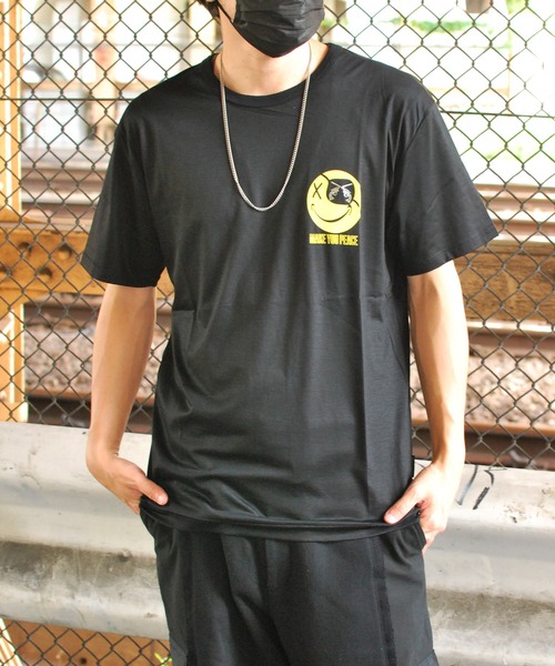 roarguns（ロアーガンズ）の「LYOCELL COTTON SMILE S/S T-SHIRTS（Tシャツ/カットソー・メンズ・ブラック/ホワイト・2/3/1/4）」の12枚目の写真