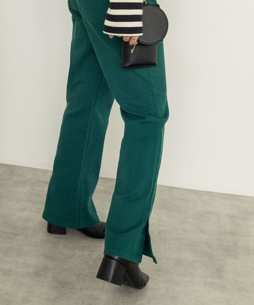 w closet（ダブルクローゼット）の「セミフレア脇スリットイージーパンツ（デニムパンツ・レディース・ダークグレー/ダークオレンジ/グリーン/ケミカルウォッシュ・M/S）」の14枚目の写真