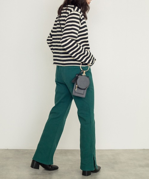 w closet（ダブルクローゼット）の「セミフレア脇スリットイージーパンツ（デニムパンツ・レディース・ダークグレー/ダークオレンジ/グリーン/ケミカルウォッシュ・M/S）」の13枚目の写真