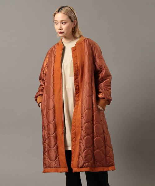 AVIREX（アヴィレックス）の「【Women's】MA-1ロングコンビネーションコート/ MA-1 LONG COMBINATION COAT（ダウンジャケット/コート・レディース・ブラック/レンガ/オリーブ・SMALL/MEDIUM）」の4枚目の写真