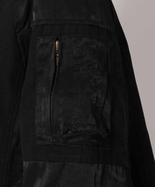 AVIREX（アヴィレックス）の「【Women's】MA-1ロングコンビネーションコート/ MA-1 LONG COMBINATION COAT（ダウンジャケット/コート・レディース・ブラック/レンガ/オリーブ・SMALL/MEDIUM）」の10枚目の写真