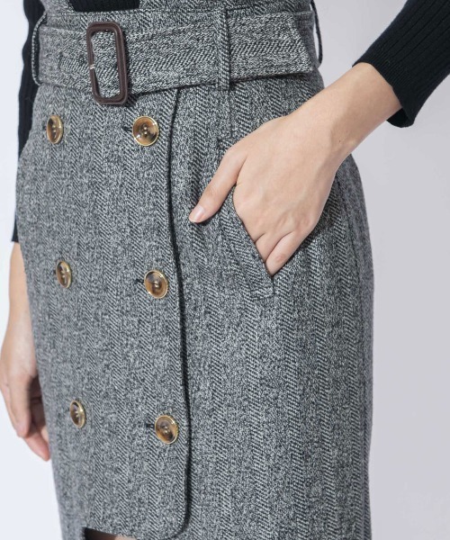 REDYAZEL（レディアゼル）の「ダブルボタンアシメジャンスカ