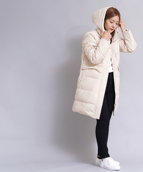 GIORDANO（ジョルダーノ）の「[GIORDANO] ダックダウン ピーチスキン撥水ダウンロングコート ダウン80%フェザー20%（フード脱着可能）（ダウンジャケット/コート・レディース・ブラック/カーキ・SMALL/MEDIUM/LARGE/X-LARGE/XX-LARGE）」の6枚目の写真