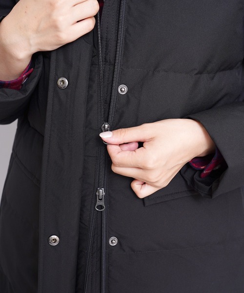 GIORDANO（ジョルダーノ）の「[GIORDANO] ダックダウン ピーチスキン撥水ダウンロングコート ダウン80%フェザー20%（フード脱着可能）（ダウンジャケット/コート・レディース・ブラック/カーキ・SMALL/MEDIUM/LARGE/X-LARGE/XX-LARGE）」の9枚目の写真