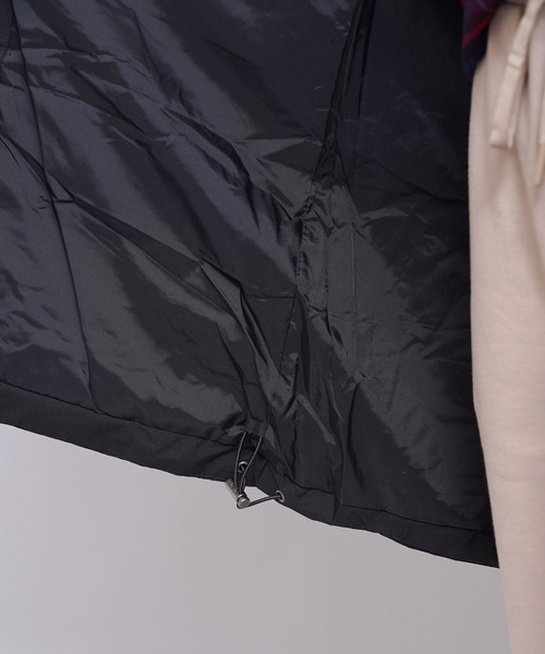 GIORDANO（ジョルダーノ）の「[GIORDANO] ダックダウン ピーチスキン撥水ダウンロングコート ダウン80%フェザー20%（フード脱着可能）（ダウンジャケット/コート・レディース・ブラック/カーキ・SMALL/MEDIUM/LARGE/X-LARGE/XX-LARGE）」の10枚目の写真