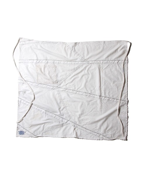 PUEBCO（プエブコ）の「EXPIRED PARACHUTE MATERIAL WAITERS APRON（エプロン・メンズ・ホワイト・ONE SIZE）」の5枚目の写真