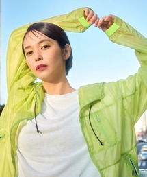 完売商品　ナージー　21ss 依吹怜×NERGY 撥水ウインドブレーカー NERGY（ナージー）の「【依吹怜×NERGY】ウィンドブレーカー