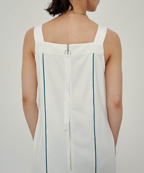 CITY TOKYO（シティトウキョウ）の「カットサロペットワンピース（ワンピース・レディース・ホワイト/ベージュ/ネイビー・1/2）」の15枚目の写真