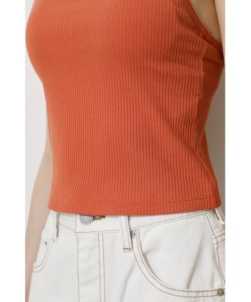 AZUL by moussy(アズールバイマウジー)の「BASIC BACK CROSS CAMISOLE/ベーシックバッククロスキャミソール(チューブトップ・レディース・ブラック/オレンジ/ライトカーキ/オフホワイト・MEDIUM/SMALL)」の7枚目の写真