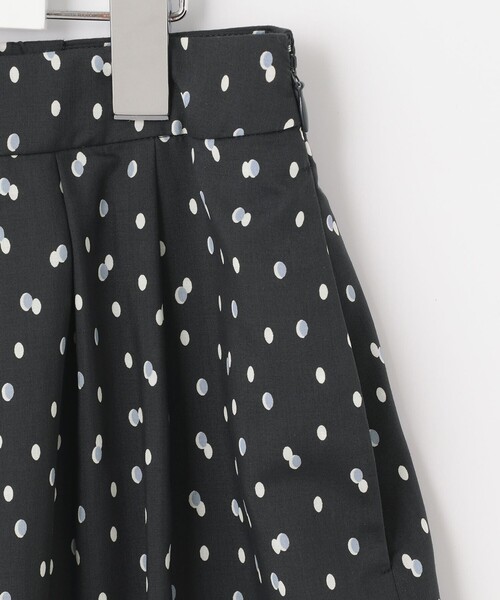 J.PRESS Ladies(J.プレス レディス)の「【洗える】P/スパンローン変形ドットプリント スカート(スカート・レディース・ネイビー系5/グレー系5・XS/XXS)」の5枚目の写真