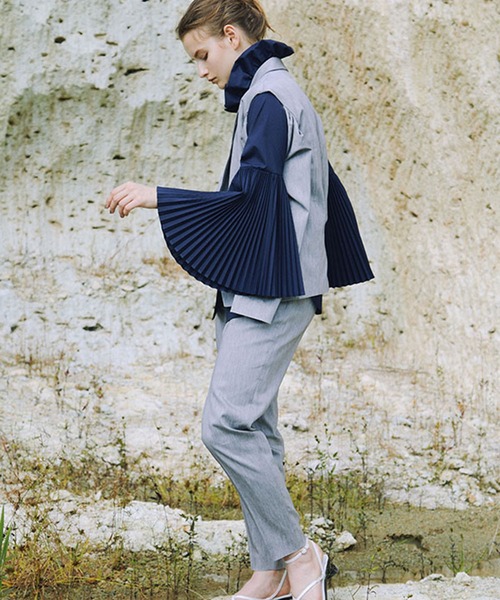 MECRE(メクル)の「カッティングスリーブジャケット(テーラードジャケット・レディース・グレー/イエロー・S/M)」の19枚目の写真