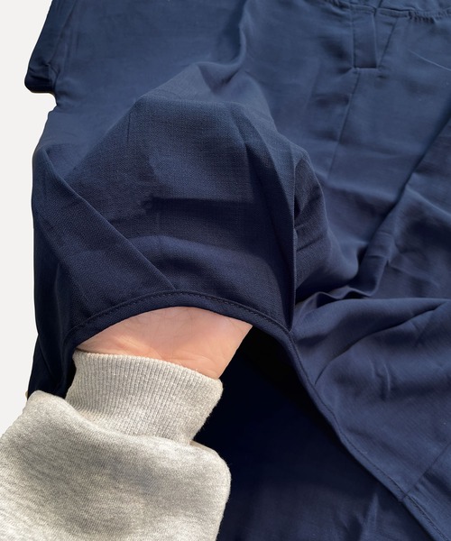 Amulet（アミュレット）の「裾タックブラウス（シャツ/ブラウス・レディース・ホワイト/ブラック/ネイビー/グレー/グリーン/カーキ/ボルドー/パープル/ベージュ/ブラウン・M/L/XL）」の11枚目の写真