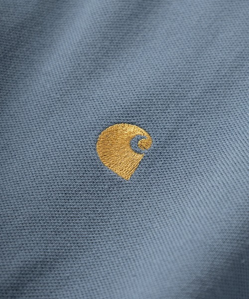Carhartt WIP（カーハートダブリューアイピー）の「【Carhartt/カーハート】 ワンポイント ブランドロゴ刺繍 ポロシャツ/CHASE PIQUE POLO/鹿の子ポロシャツ（ポロシャツ・レディース・ライトブルー/ブラック/オリーブ・M/L/XL）」の8枚目の写真