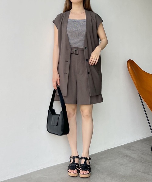 mysty woman（ミスティウーマン）の「ベルト付きミドルパンツ 285461