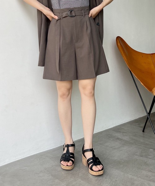 mysty woman（ミスティウーマン）の「ベルト付きミドルパンツ 285461