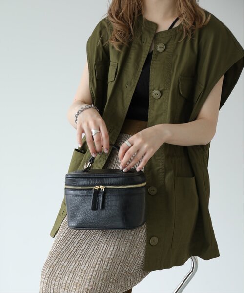 RAY CASSIN(レイカズン)の「バニティーバッグ(ハンドバッグ・レディース・ブラック/ベージュ/カーキ・FREE)」の4枚目の写真