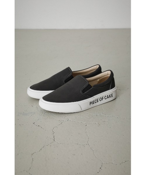 AZUL by moussy(アズールバイマウジー)の「THICK BOTTOM SLIP ON/スィックボトムスリッポン(スニーカー・メンズ・ブラウン/ブラック・LARGE/MEDIUM)」の1枚目の写真