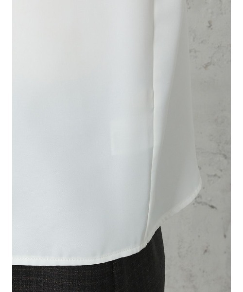 Perfect Suit FActory（パーフェクトスーツファクトリー）の「パール釦ボウタイタックブラウス７分袖（シャツ/ブラウス・レディース・ベージュ/グレー/オフホワイト・S/M/L）」の17枚目の写真