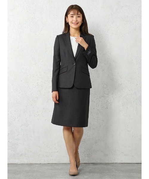 Perfect Suit FActory（パーフェクトスーツファクトリー）の「パール釦ボウタイタックブラウス７分袖（シャツ/ブラウス・レディース・ベージュ/グレー/オフホワイト・S/M/L）」の14枚目の写真