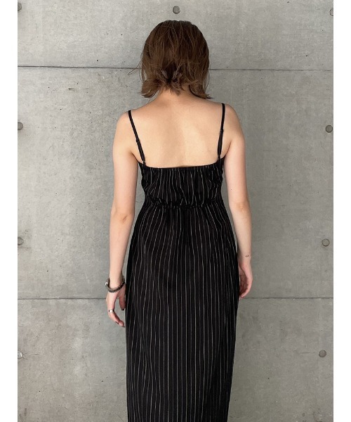 ENVYM（アンビー）の「スリットロングキャミＯＰ（ワンピース・レディース・ブラック/インディゴブルー/ストライプ・FREE）」の12枚目の写真