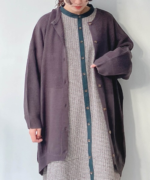 AS KNOW AS plus(アズノゥアズプラス)の「♪ゆるり切替コクーンカーディガン(カーディガン/ボレロ・レディース・チャコールグレー/ダークグリーン/ライトベージュ/アイボリー/グリーン/レッド/ネイビー/グレー系その他/ライム/グレー系/グリーン系/ベージュ系/イエロー系/ネイビー系/ダークグリーン系1/ベージュ系1/グレー系1/ダークパープル/グレー系2/アイボリー系2/ライトグリーン系2/グレー系その他2/イエロー系3/ダークグリーン系3/グレー系3/ベージュ系3・FREE)」の6枚目の写真