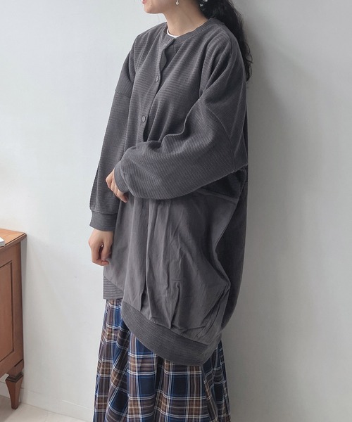 AS KNOW AS plus(アズノゥアズプラス)の「♪ゆるり切替コクーンカーディガン(カーディガン/ボレロ・レディース・チャコールグレー/ダークグリーン/ライトベージュ/アイボリー/グリーン/レッド/ネイビー/グレー系その他/ライム/グレー系/グリーン系/ベージュ系/イエロー系/ネイビー系/ダークグリーン系1/ベージュ系1/グレー系1/ダークパープル/グレー系2/アイボリー系2/ライトグリーン系2/グレー系その他2/イエロー系3/ダークグリーン系3/グレー系3/ベージュ系3・FREE)」の7枚目の写真