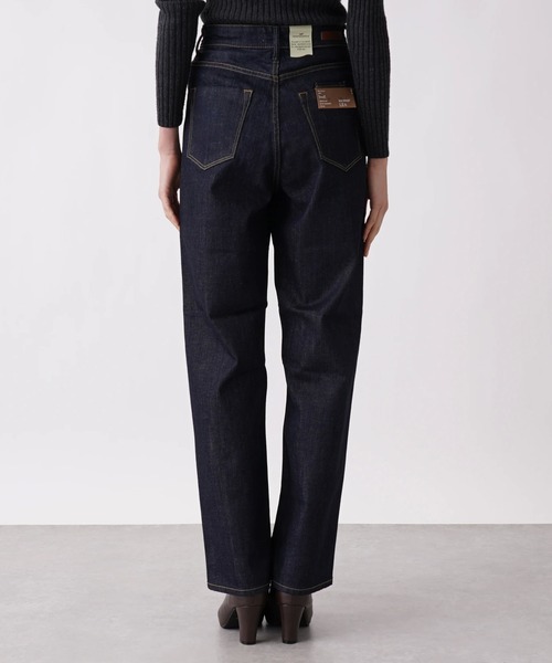 YANUK（ヤヌーク）の「【YANUK】LEAストレートデニムパンツ（デニムパンツ・レディース・ダークネイビー・2/3/1/0）」の7枚目の写真