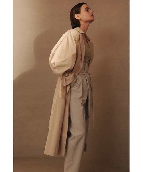 emmi（エミ）の「【emmi atelier】ハイウエストフロントタックパンツ（その他パンツ・レディース・ブラック/ライトグレー・1/0）」の10枚目の写真