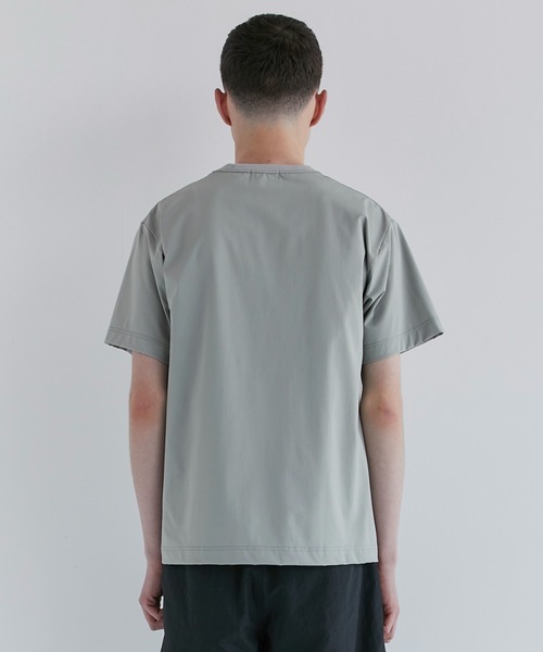CITY TOKYO（シティトウキョウ）の「ATHLETEショートスリーブストレッチTEE（Tシャツ/カットソー・メンズ・グレー/ブラック・1/2）」の6枚目の写真